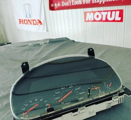 Honda Civic EK Cluster. Compatible for all civic 96-00.