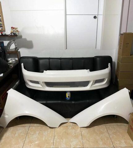 Spoon sports EG6/EJ1 front bumper and fenders.