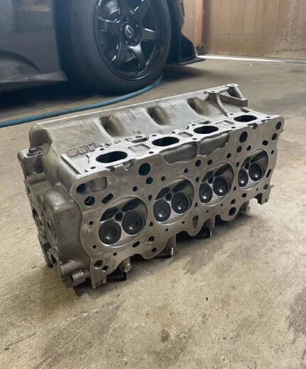 B18C Type R Cylinder Head