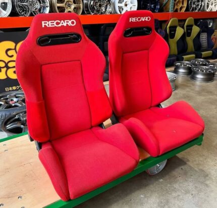 SR3 Recaro seats for EK9/DC2 Type r Almost like new.