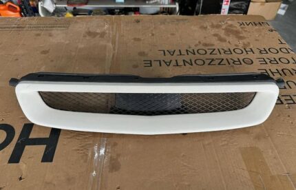 Rare CTR 96-98 EK9 type-r front grill.