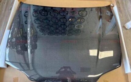 Seibon 92-95 Honda Civic 2DR/3DR OEM Carbon Fiber Hood