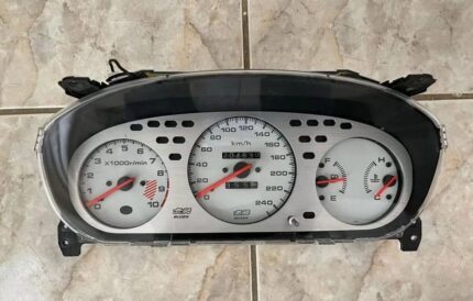 Mugen Ek9 cluster with Silver Bezel