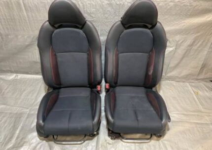 2013-2015 Honda CRZ Front Seats / Pair / Black