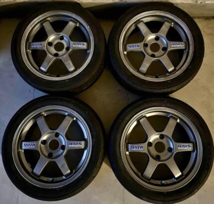 Rays Volk Te37’s 4x114.3 16x7 +33 (Full set)