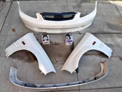 OEM 96-98 Civic Type R Front Bumper, Grill, Front & Rear Lips, OE fenders w/ EK9 Sidemarkers.